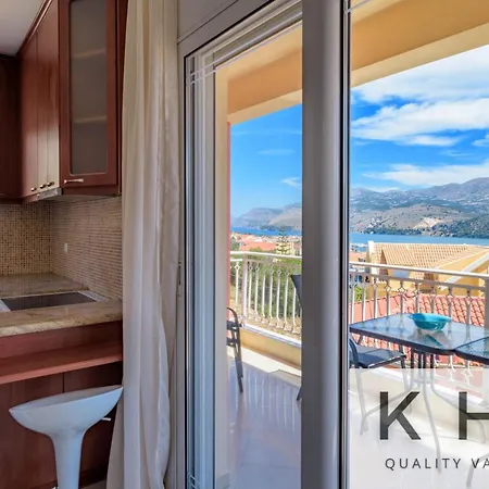 Lejlighed Top Floor Loft With Sea View & Large Balconies! *