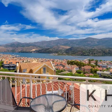 Top Floor Loft With Sea View & Large Balconies! شقة *